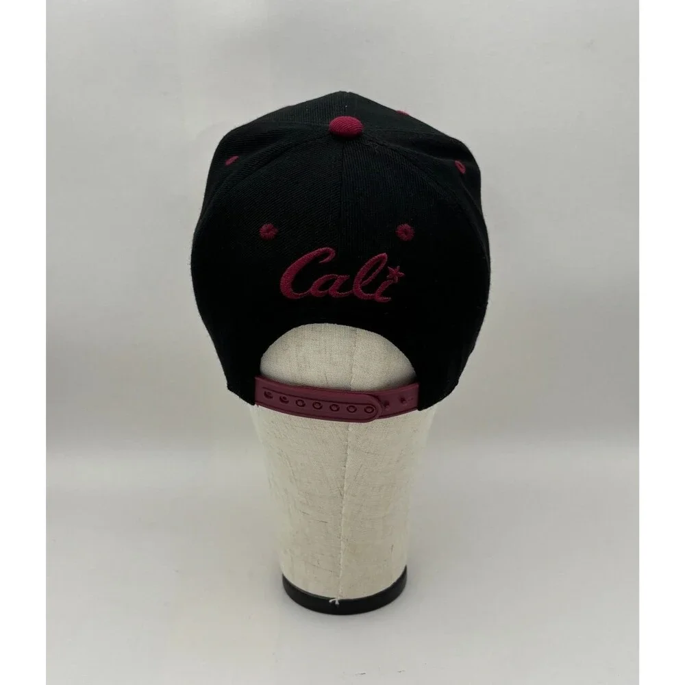 NWT California Republic Cali Snapback Hat Black Burgundy Embroidered Bear Adjust